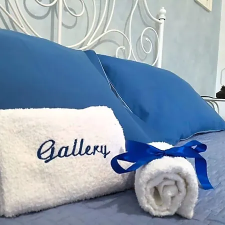 לינה וארוחת בוקר Gallery Art - Sea View