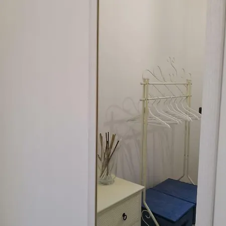 Bed and Breakfast Gallery Art - Sea View