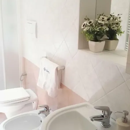 Bed & Breakfast Gallery Art - Sea View