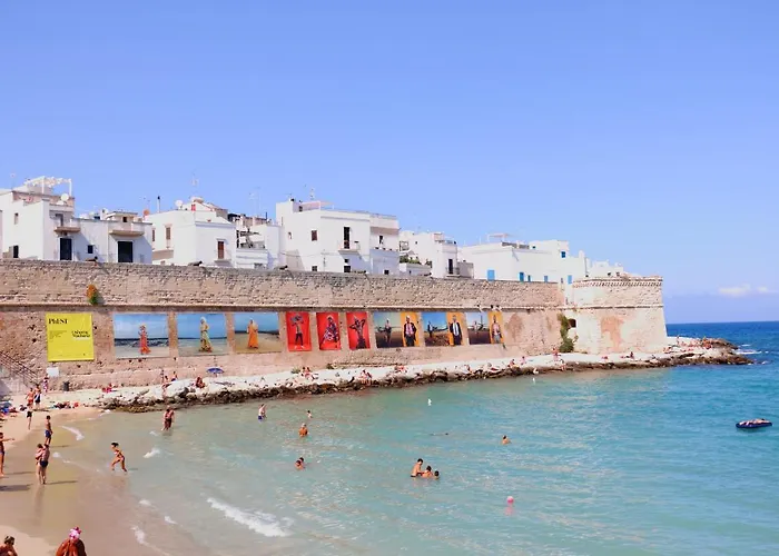 Nocleg ze śniadaniem Gallery Art - Sea View Monopoli